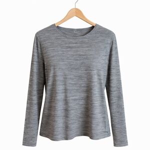 Athletic Gray Stretchy Comfy Long Sleeve Tee Sz Lg